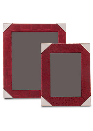 newspaper-frame-red-final
